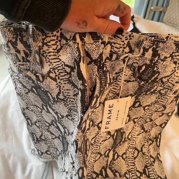 Frame python print skirt - Picture 8 of 9